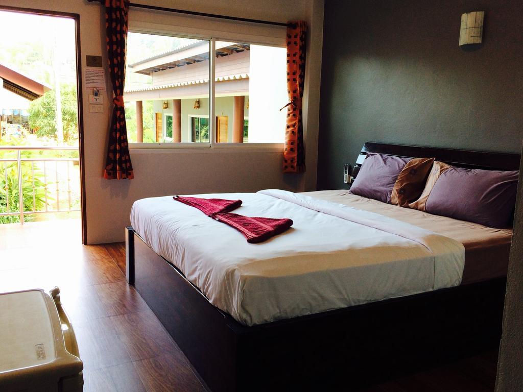 Maehaad Garden Inn Мае Хаад Екстериор снимка
